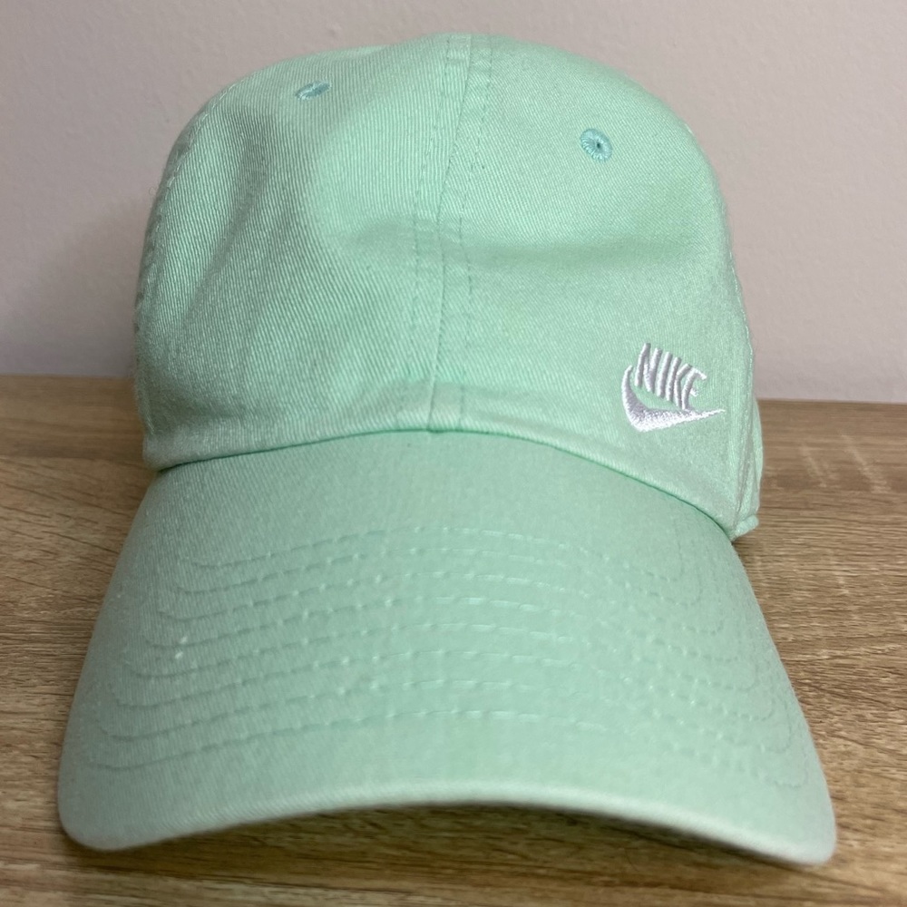Nike Women's H86 Cap Futura Classic Mint/Green  Adjustable Slouch Hat